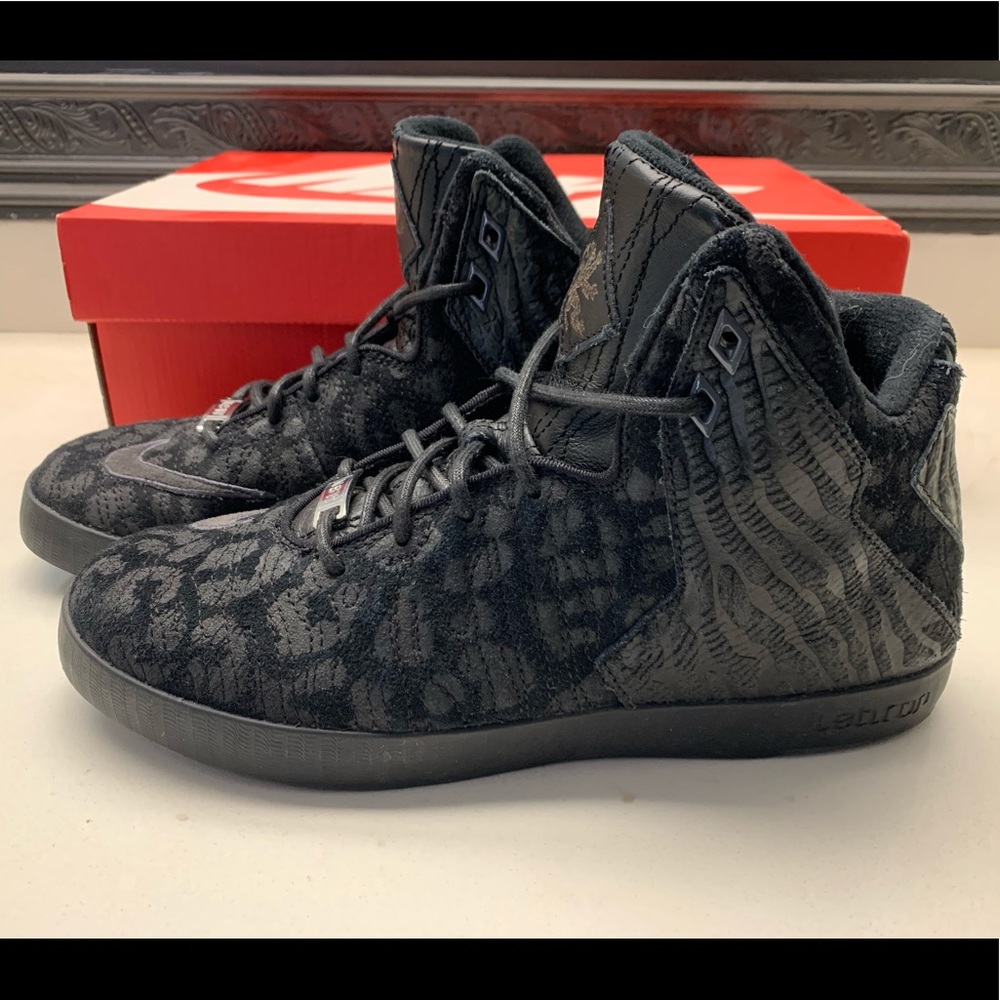 Nike Lebron XI NSW Lifestyle ‘Anthracite’